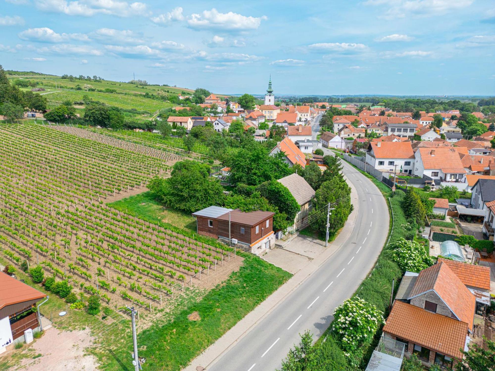 Vinny Sklep Monty Přítluky Buitenkant foto